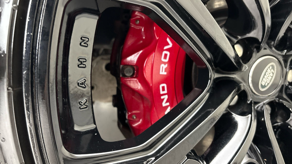 Land Rover Range Rover Sport Image 25