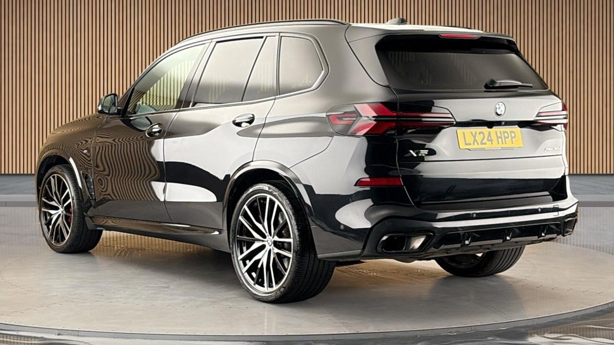 BMW X5 Image 2