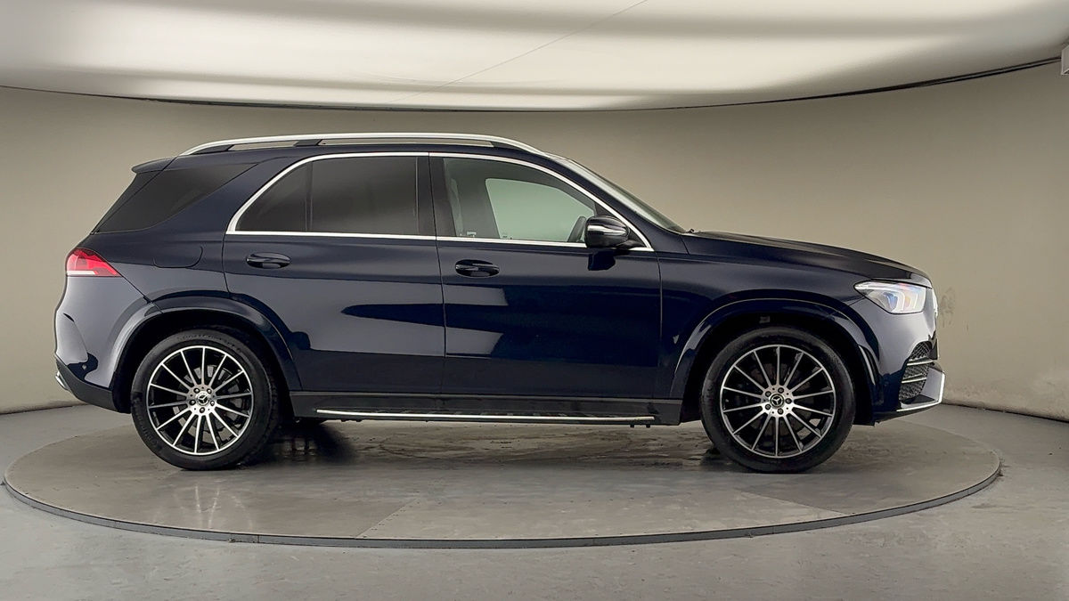 More views of Mercedes-Benz GLE