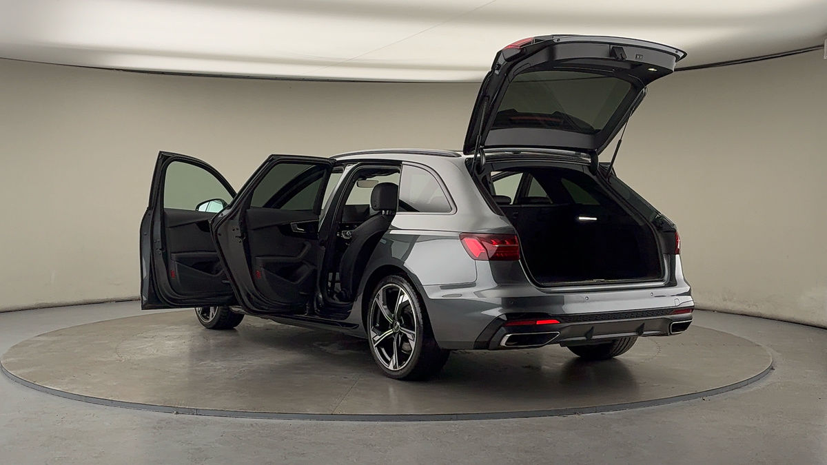 Audi A4 Avant Image 23