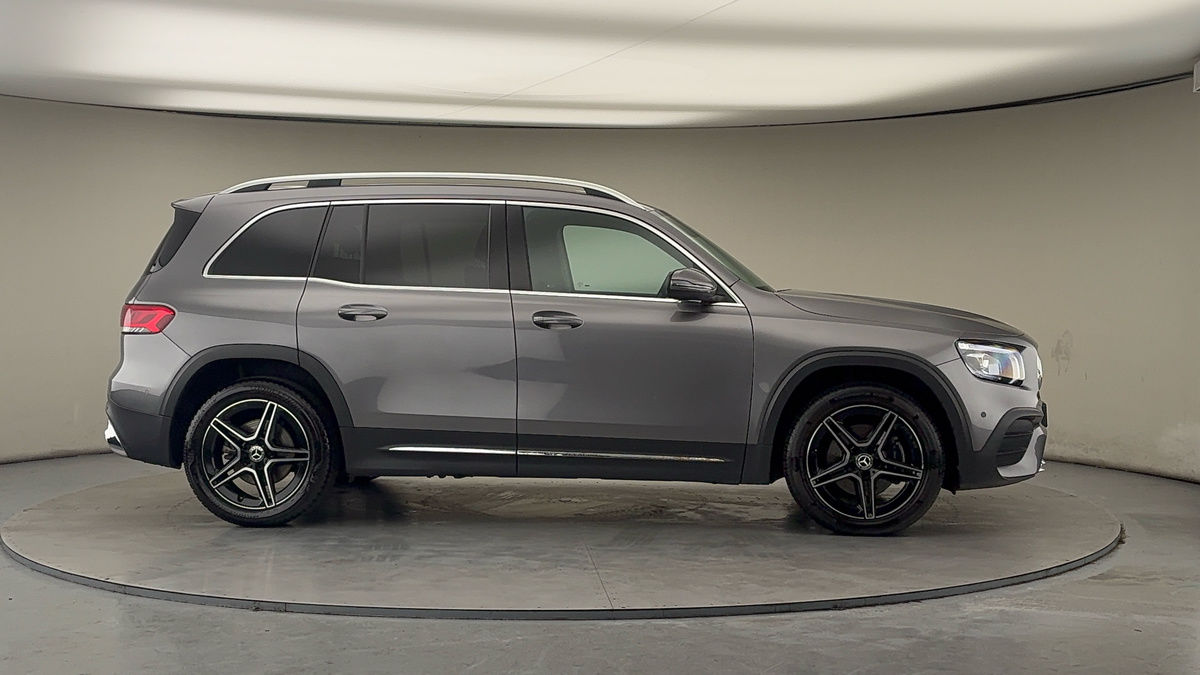 More views of Mercedes-Benz GLB