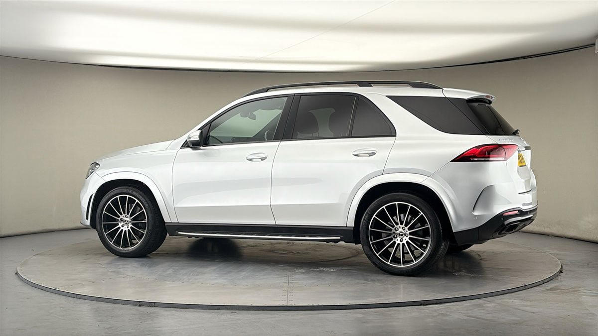 More views of Mercedes-Benz GLE