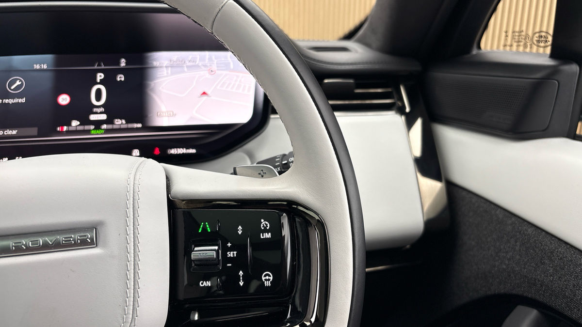 Land Rover Range Rover Sport Image 14