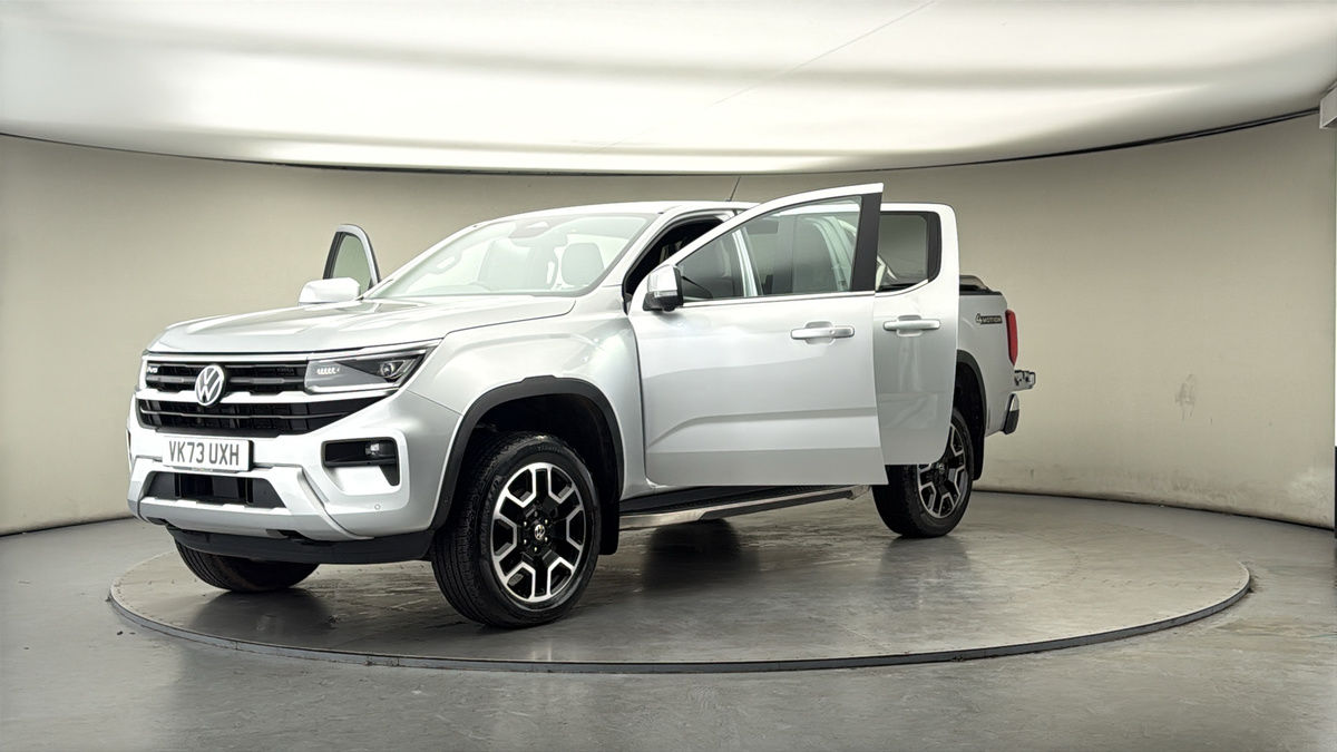 More views of Volkswagen Amarok