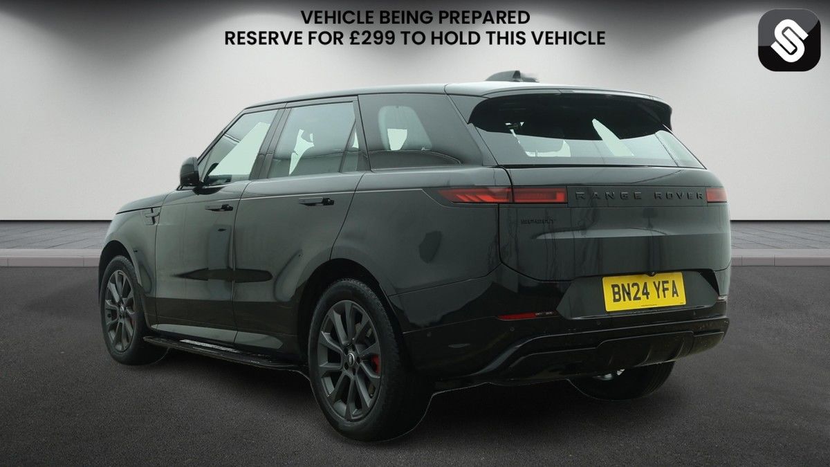 Land Rover Range Rover Sport Image 3