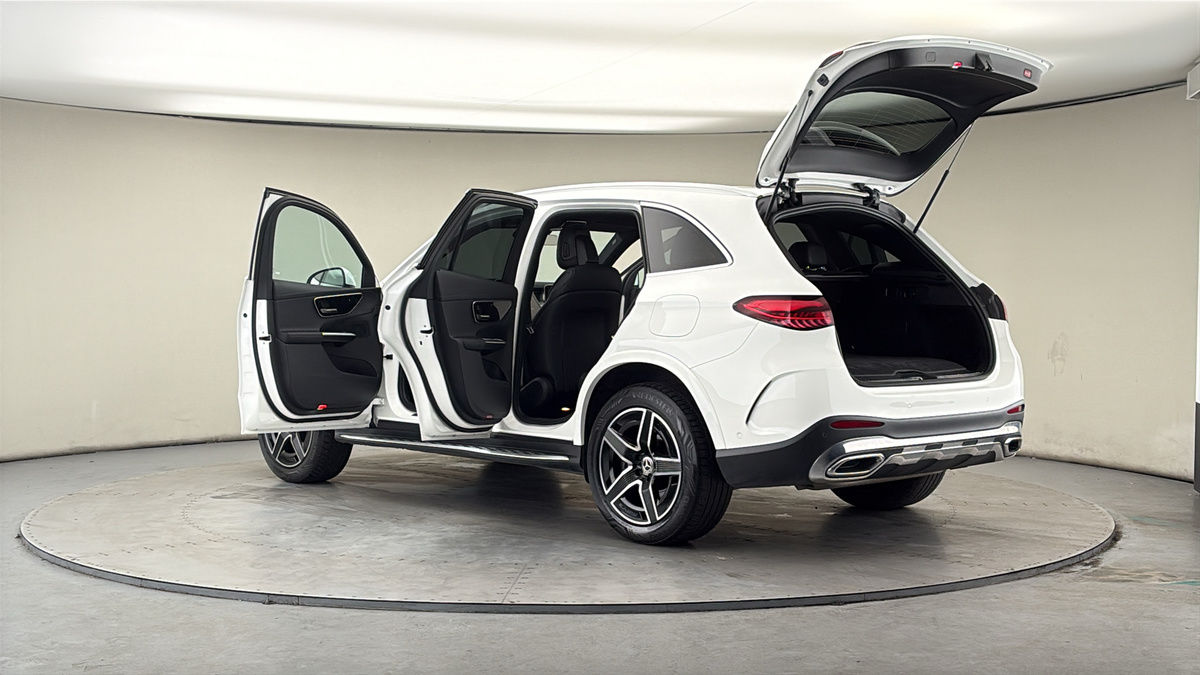 More views of Mercedes-Benz GLC