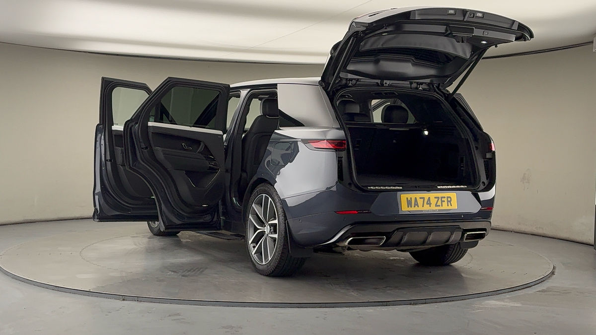 Land Rover Range Rover Sport Image 23