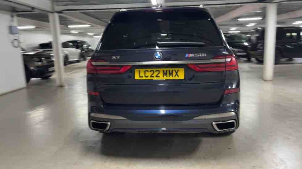 More views of BMW X7