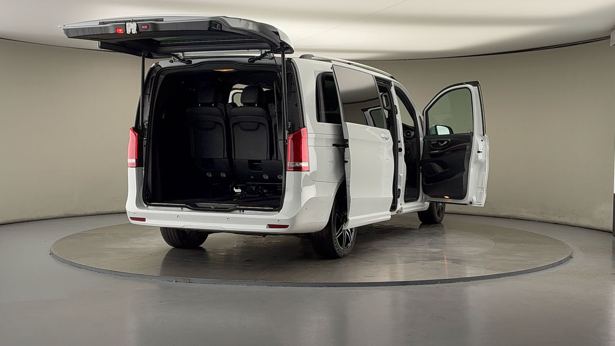 More views of Mercedes-Benz V Class