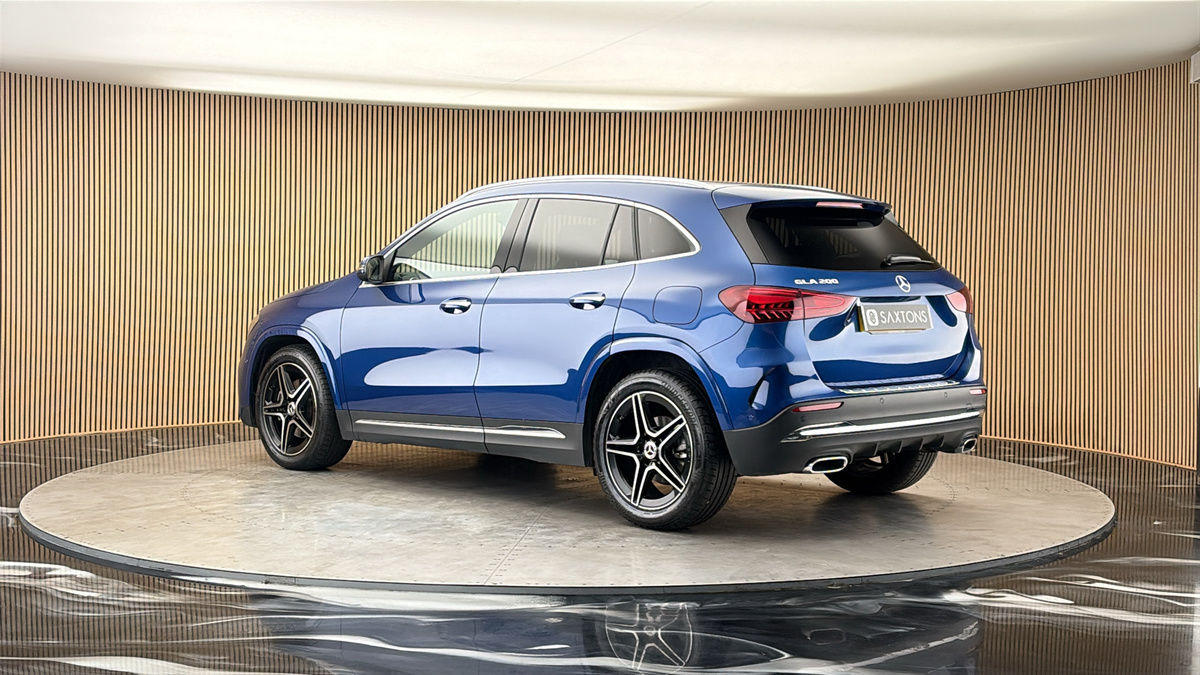 More views of Mercedes-Benz GLA