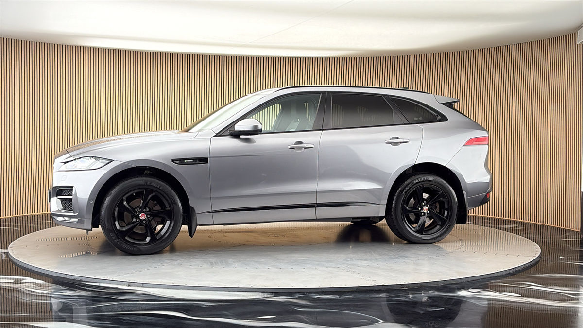 More views of Jaguar F-PACE