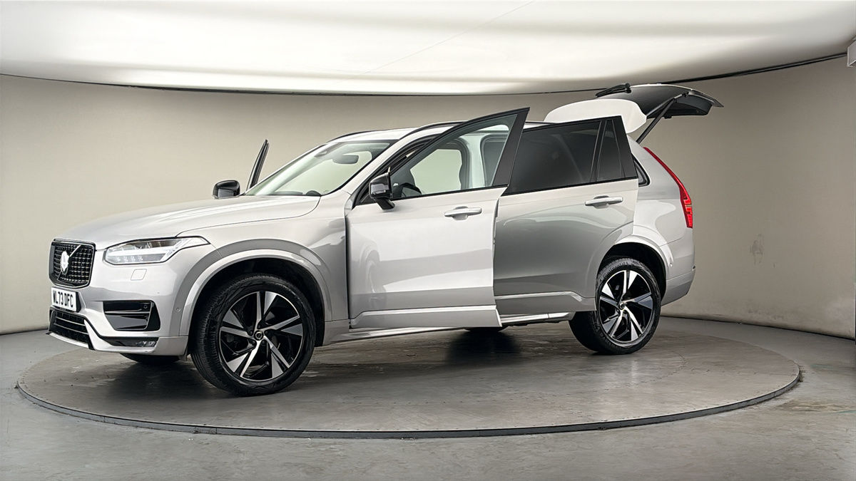 More views of Volvo XC90