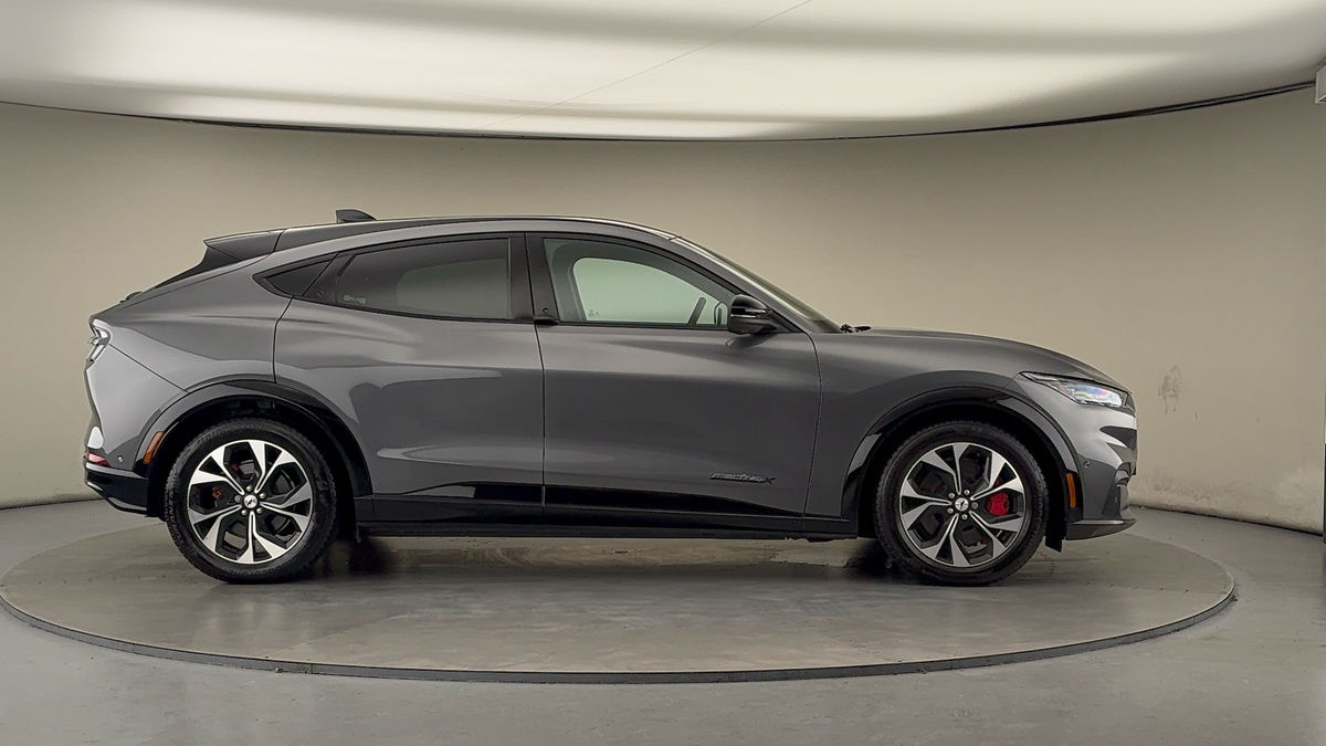 Ford Mustang Mach-E Image 17