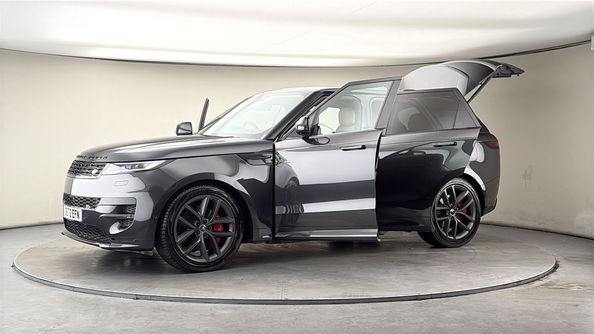 More views of Land Rover Range Rover Sport