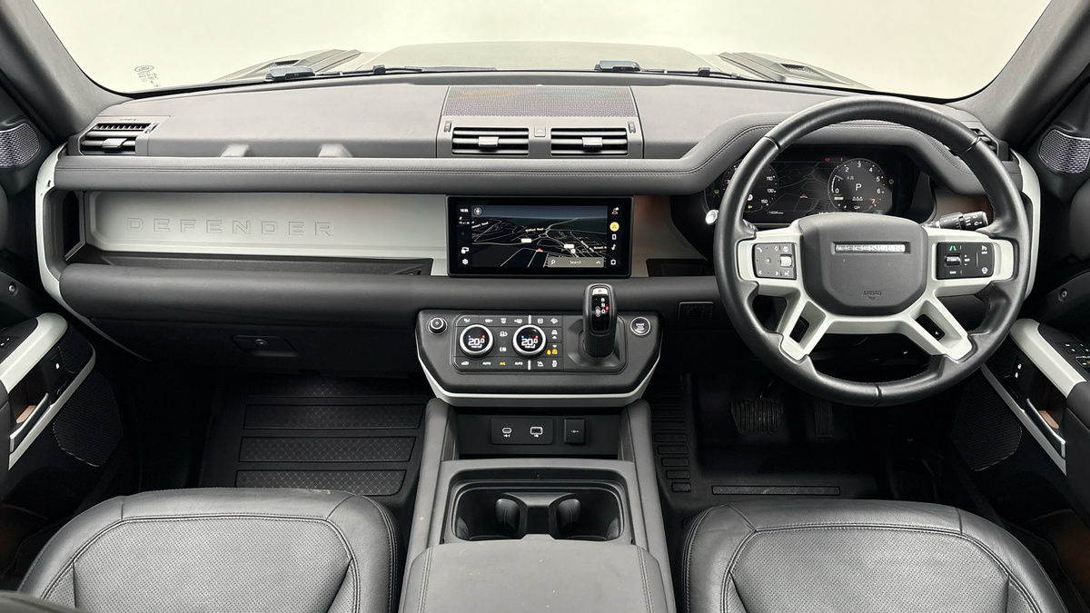 Land Rover Defender 110 Urban Image 12