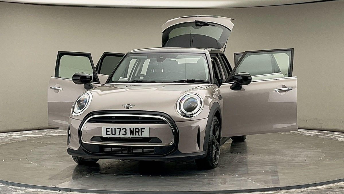 More views of MINI Hatch