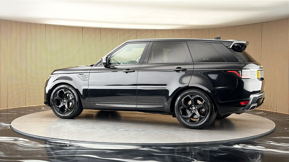 More views of Land Rover Range Rover Sport