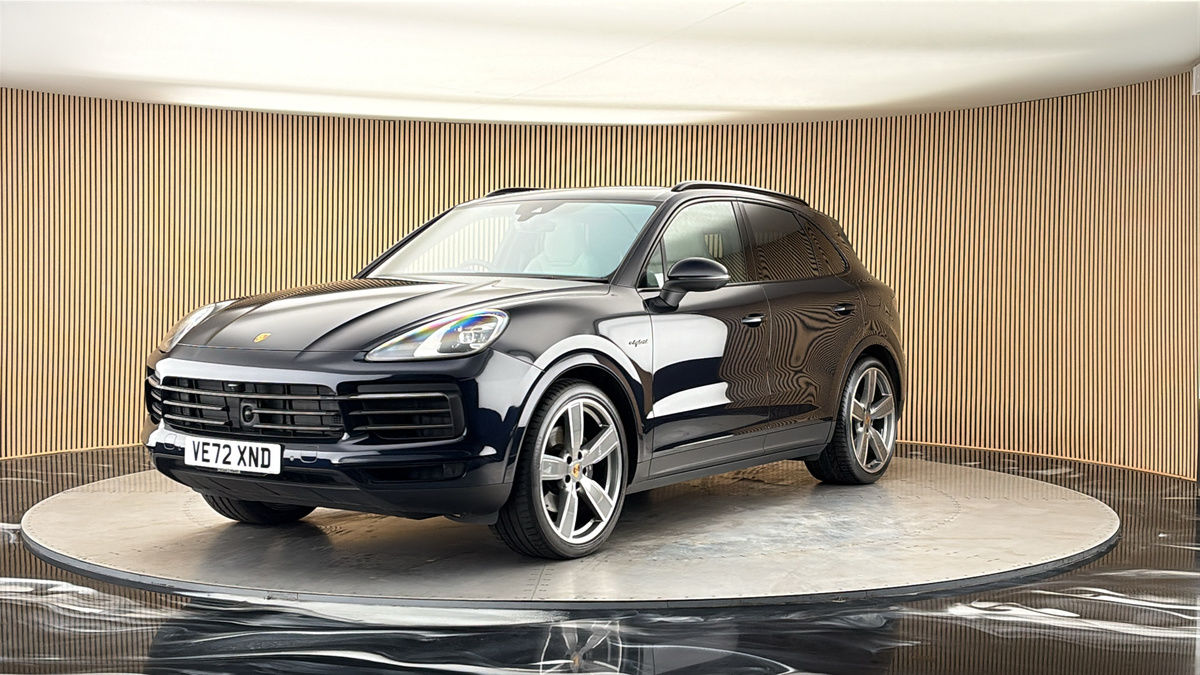 More views of Porsche Cayenne