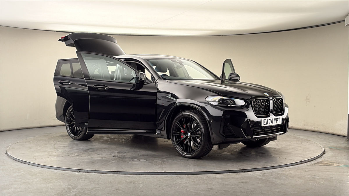 More views of BMW X4