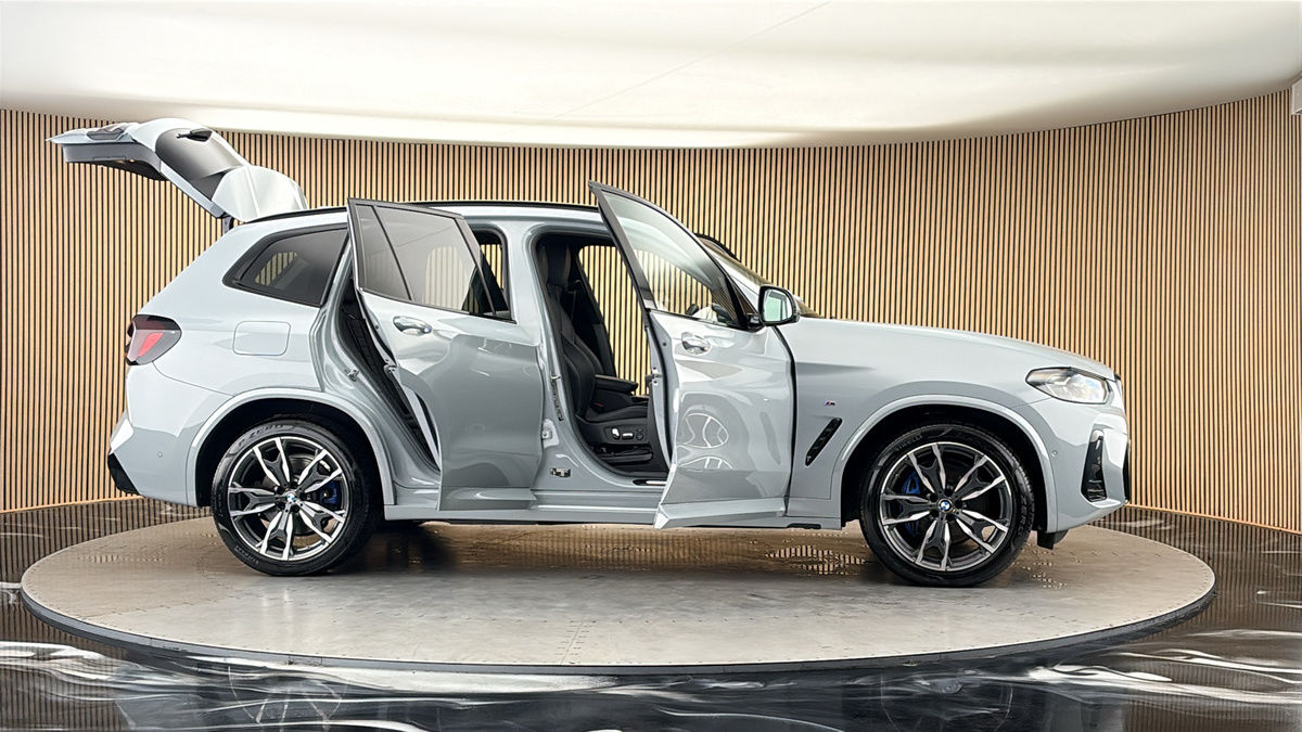 More views of BMW X3