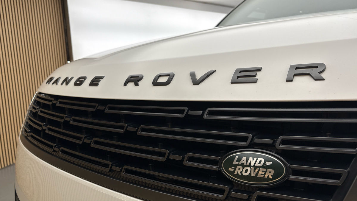 Land Rover Range Rover Sport Urban Image 24
