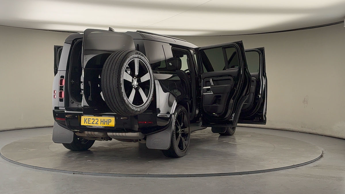 More views of Land Rover Defender 110