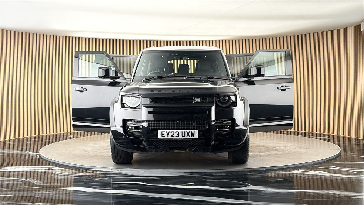 More views of Land Rover Defender 130