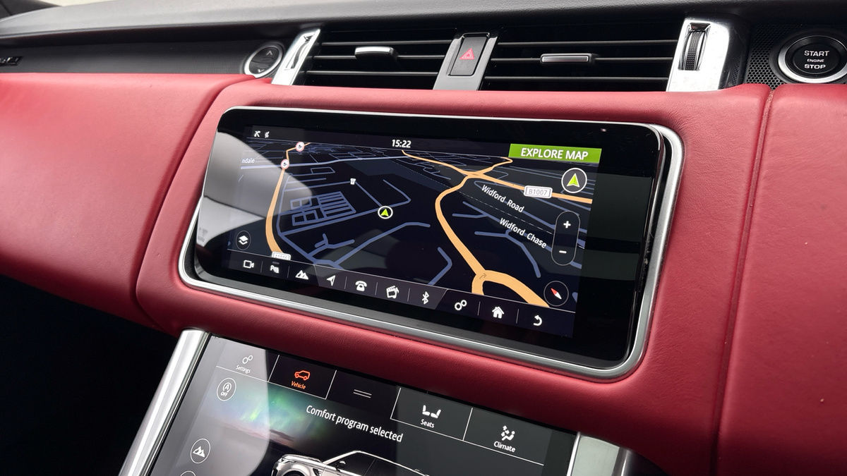 Land Rover Range Rover Sport Image 17