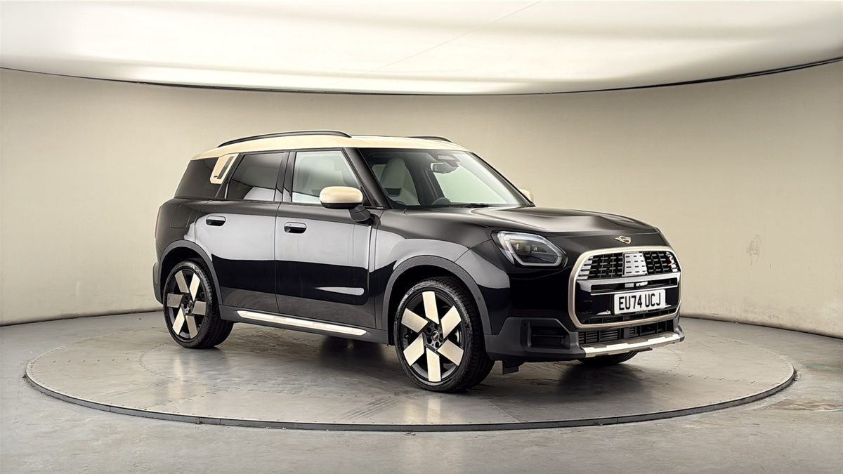 More views of MINI Countryman