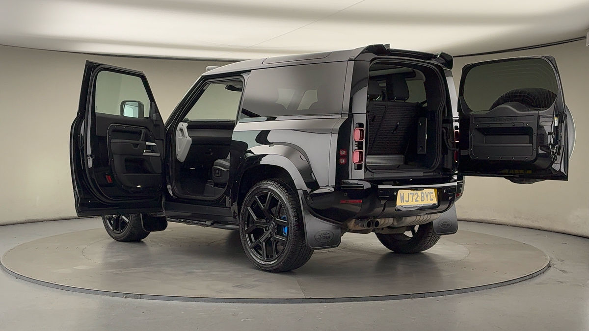 More views of Land Rover Defender 90