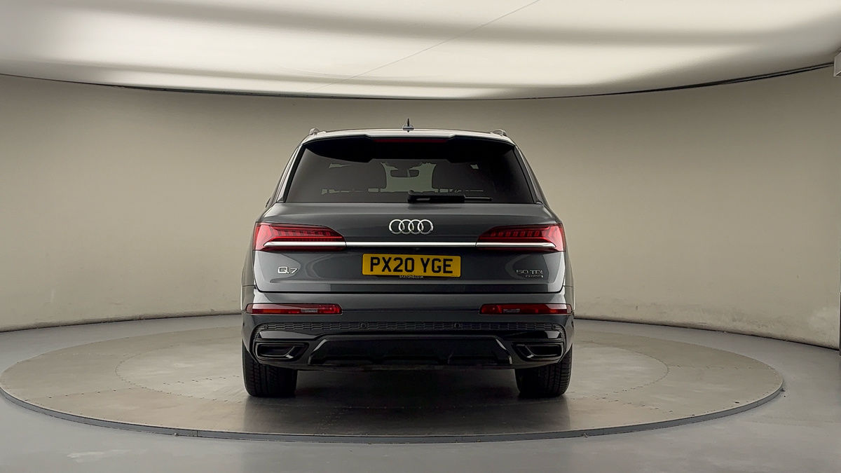 Audi Q7 Image 4