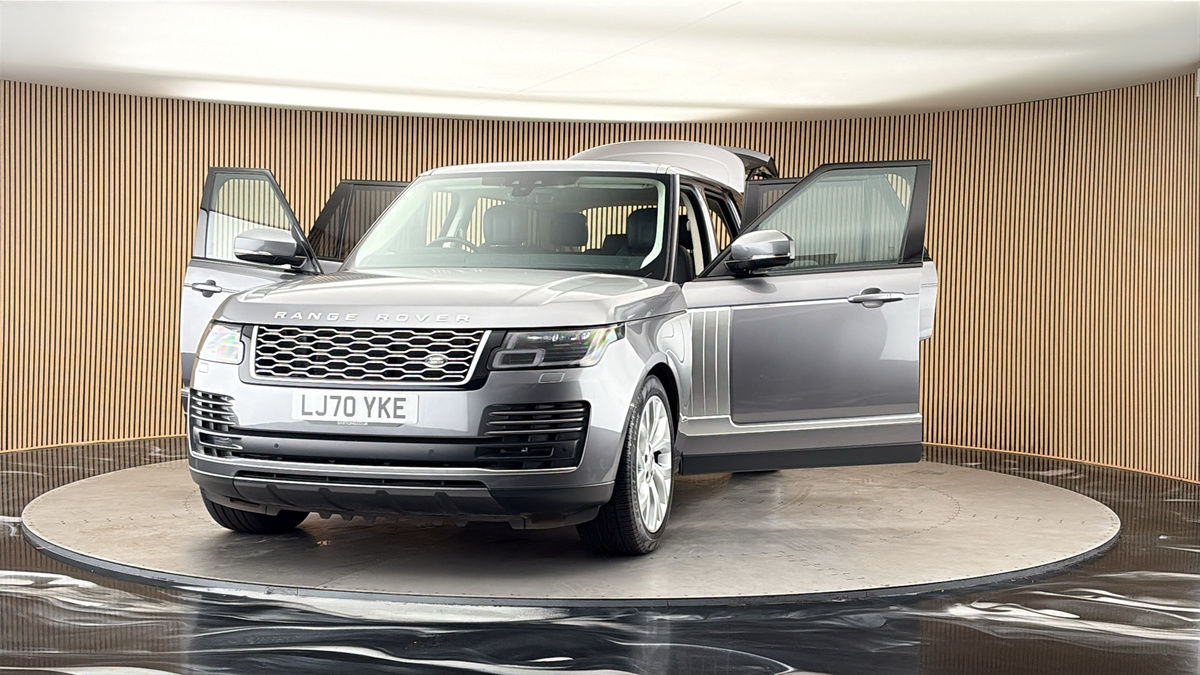 More views of Land Rover Range Rover