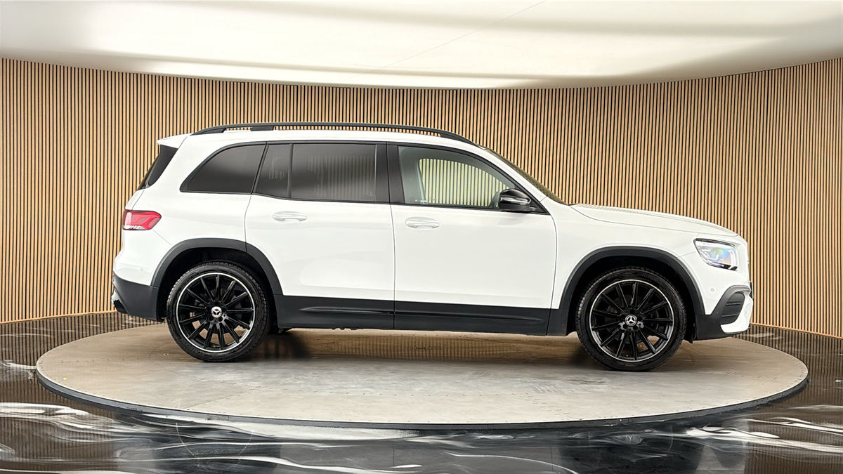 More views of Mercedes-Benz GLB