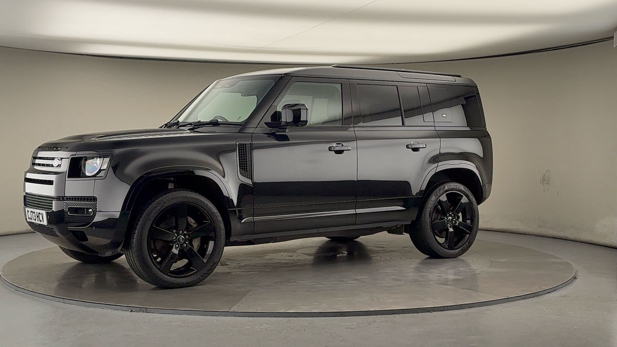 More views of Land Rover Defender 110