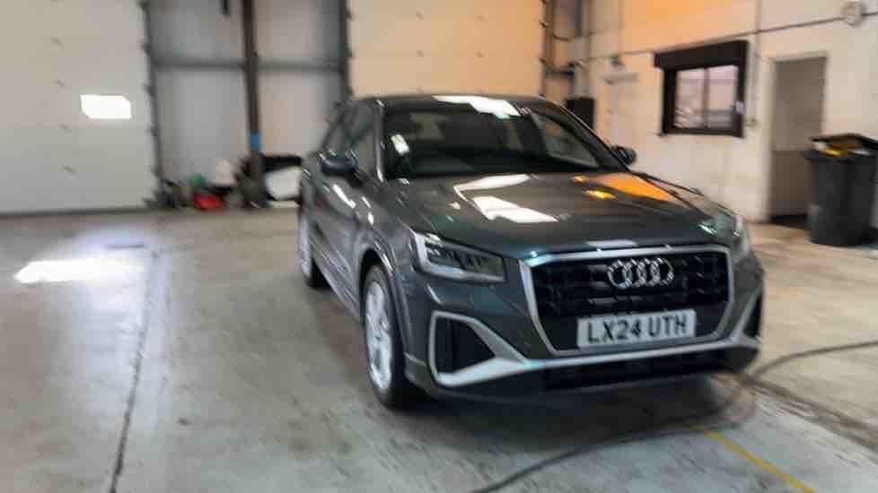 More views of Audi Q2