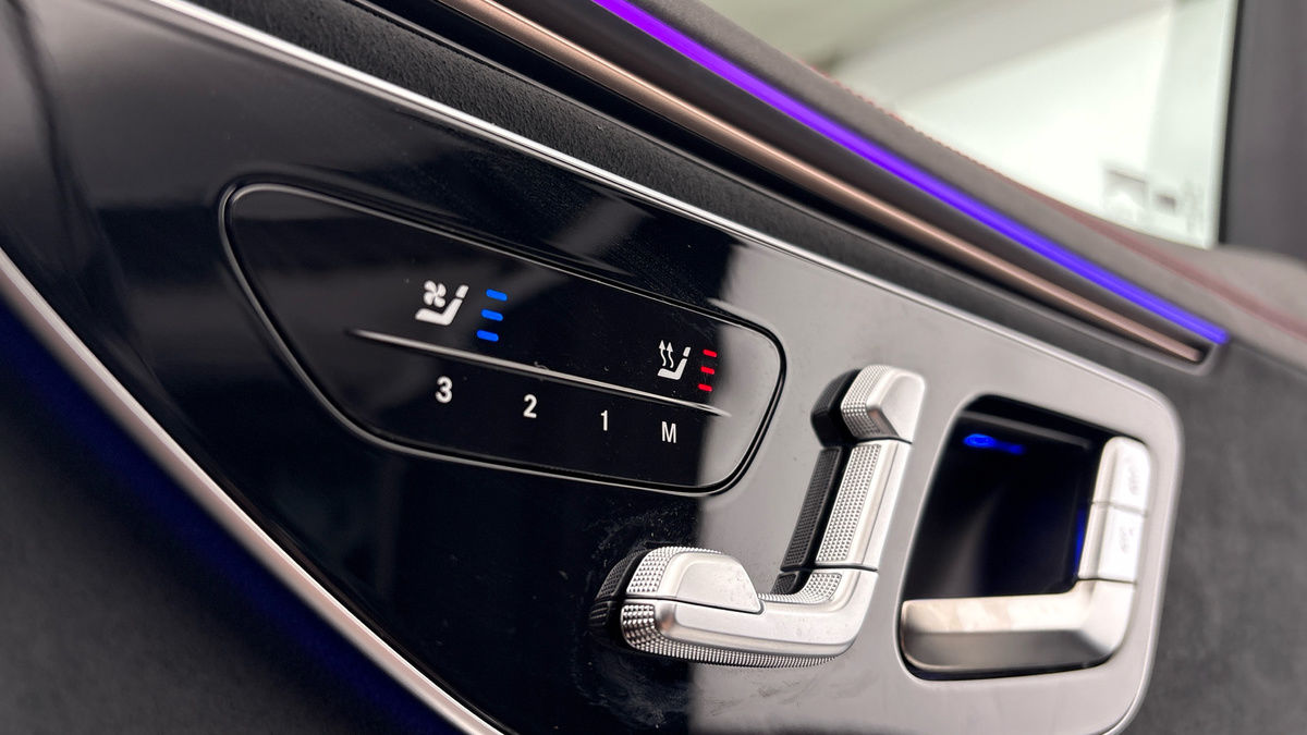 Mercedes-Benz EQE Image 30