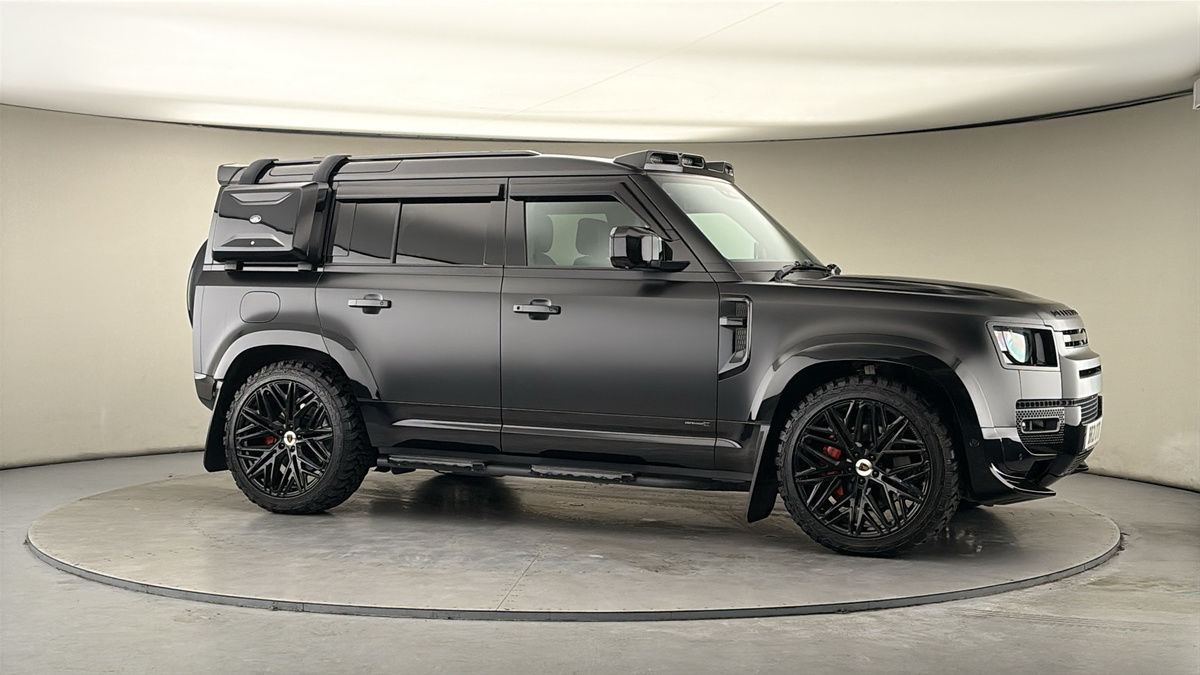 More views of Land Rover Defender 110