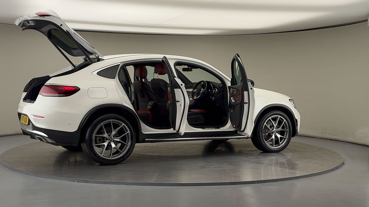 More views of Mercedes-Benz GLC