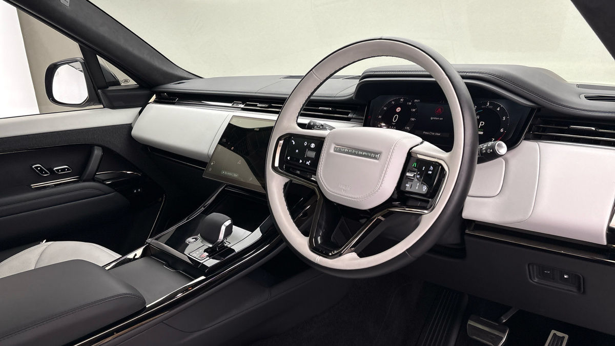 Land Rover Range Rover Sport Image 5