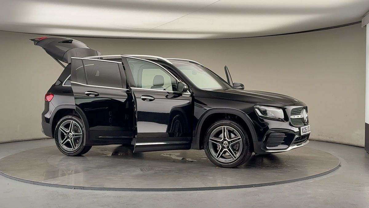 More views of Mercedes-Benz GLB