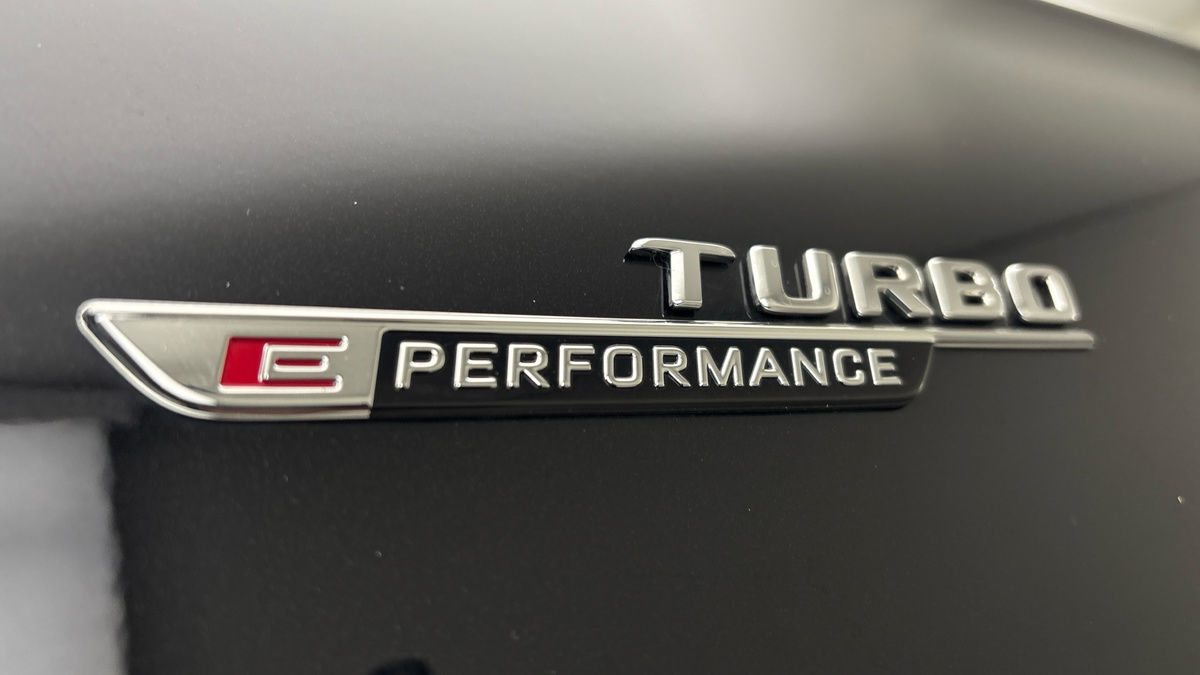 Mercedes-Benz GLC Image 25