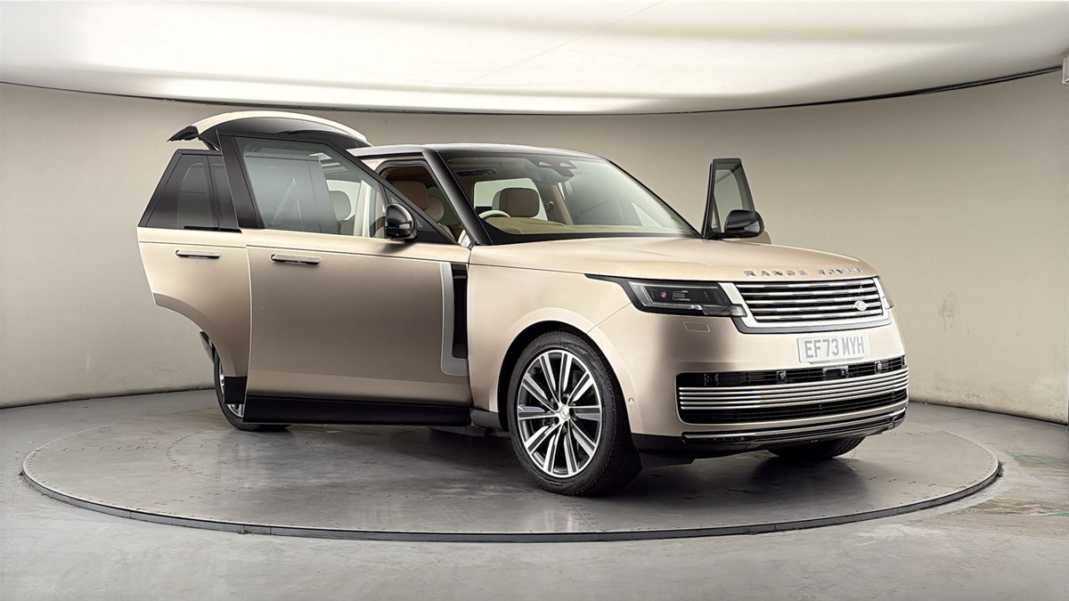 More views of Land Rover Range Rover