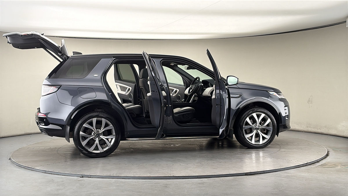 More views of Land Rover Discovery Sport