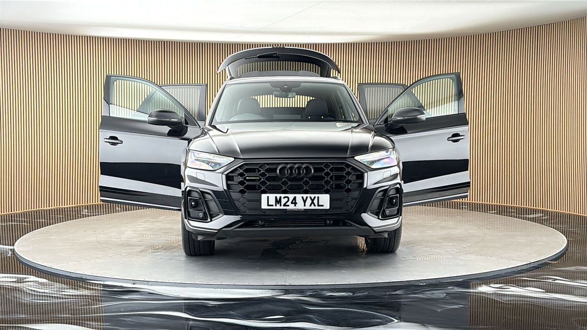 More views of Audi Q5