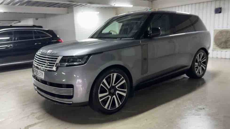 More views of Land Rover Range Rover