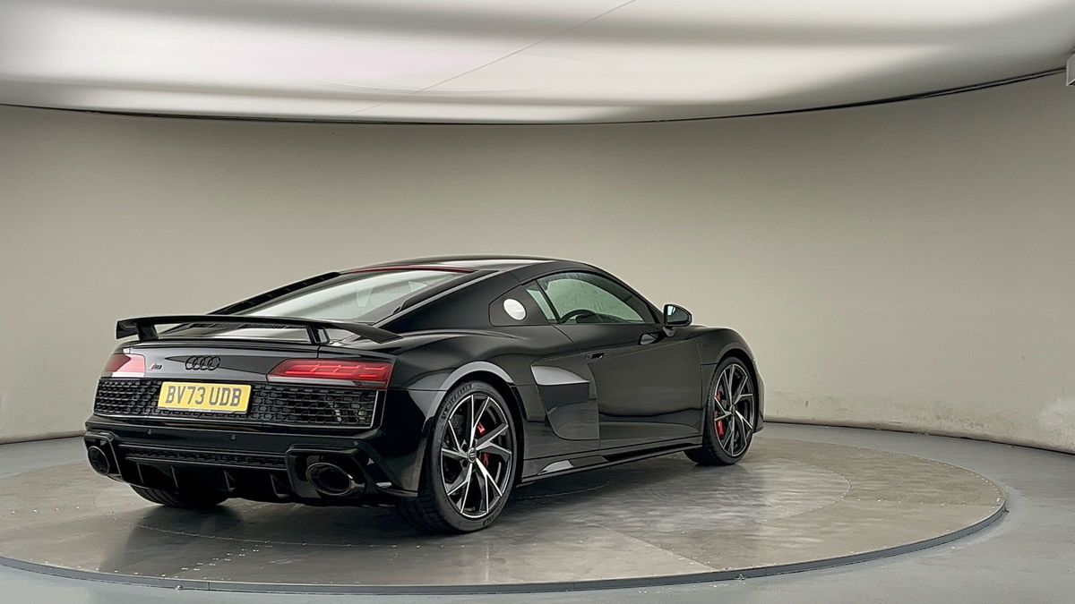 More views of Audi R8