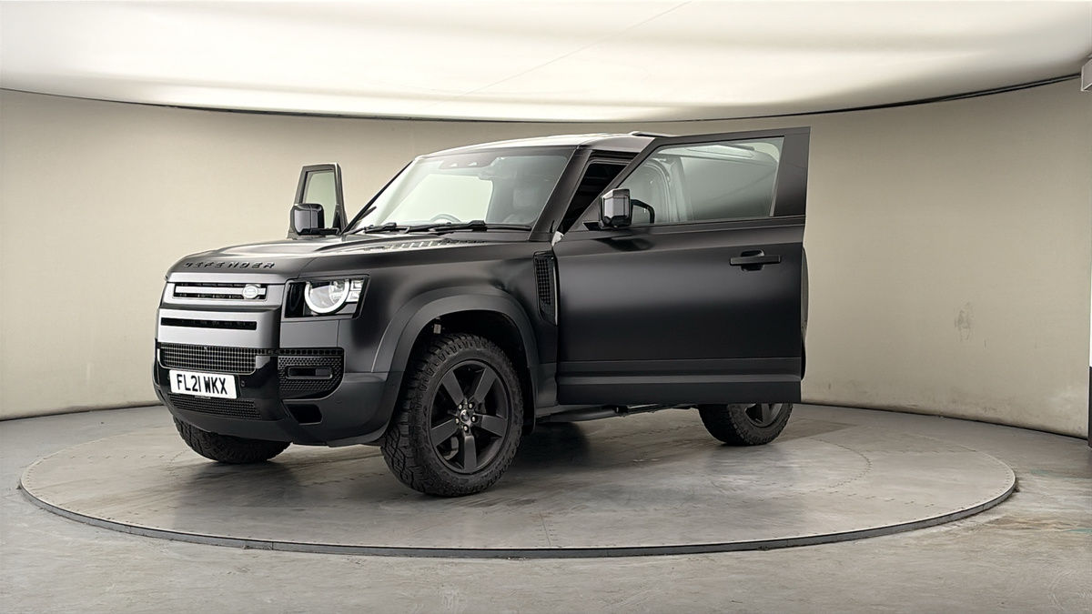 Land Rover Defender 90 Image 22
