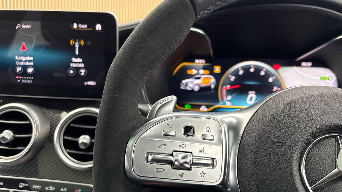 Mercedes-Benz GLC Image 13