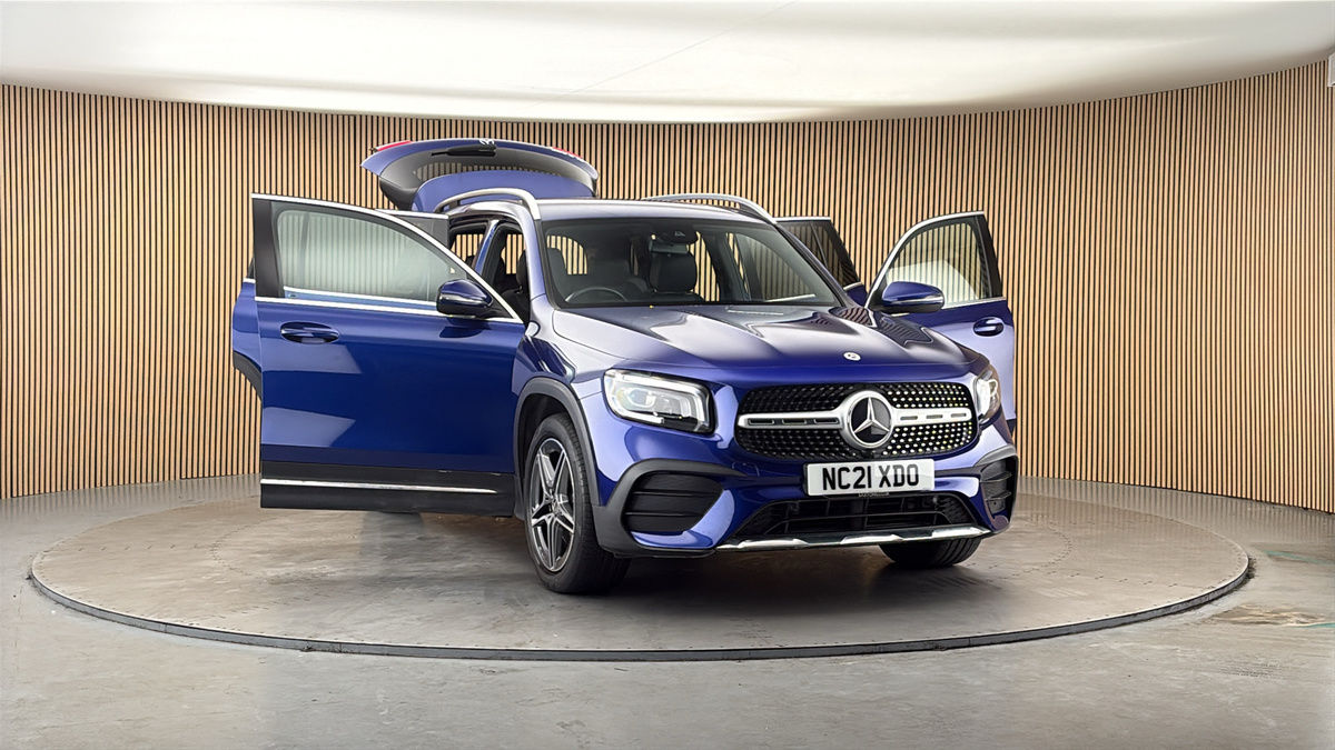 More views of Mercedes-Benz GLB