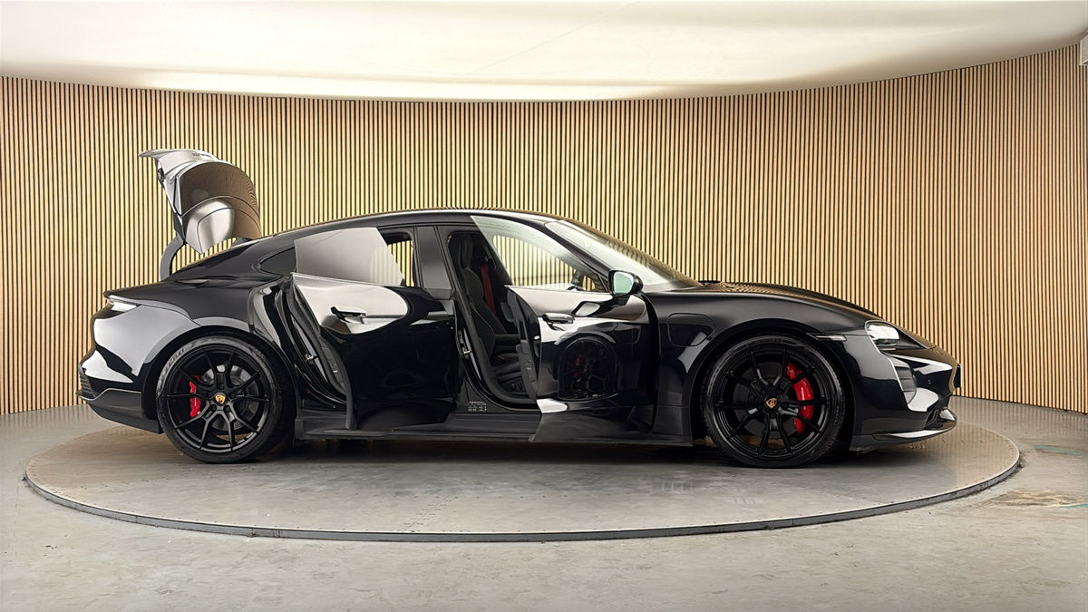 More views of Porsche Taycan